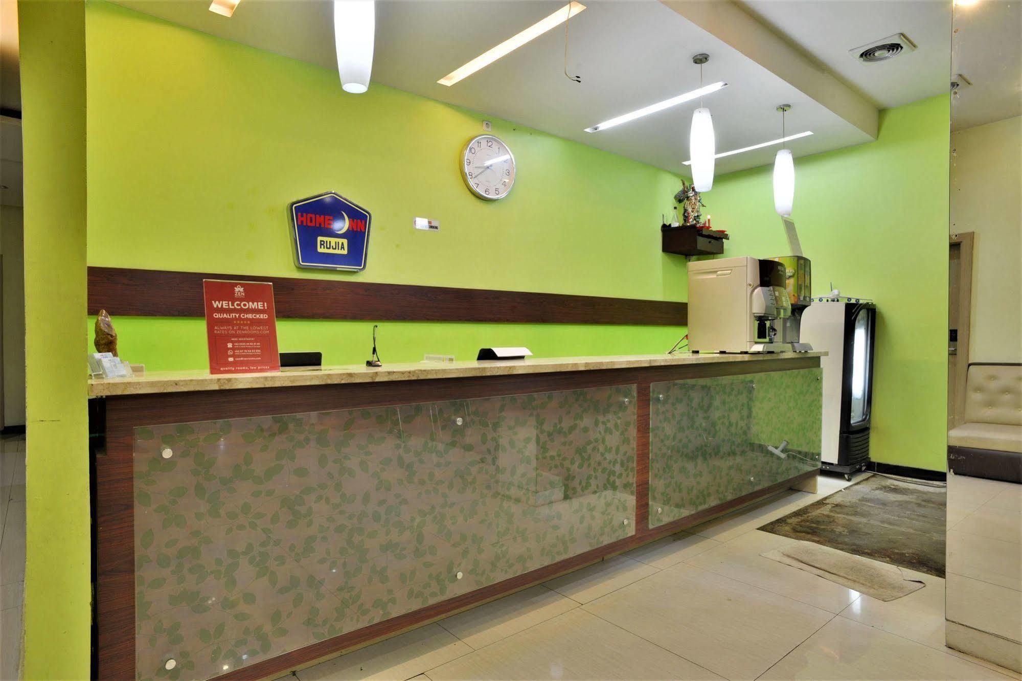 Zen Rooms Rujia Pecenongan จาการ์ตา ภายนอก รูปภาพ
